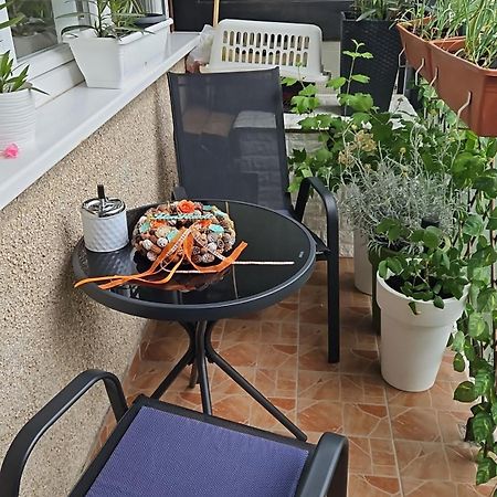 Derkovits Appartman Szombathely Zewnętrze zdjęcie